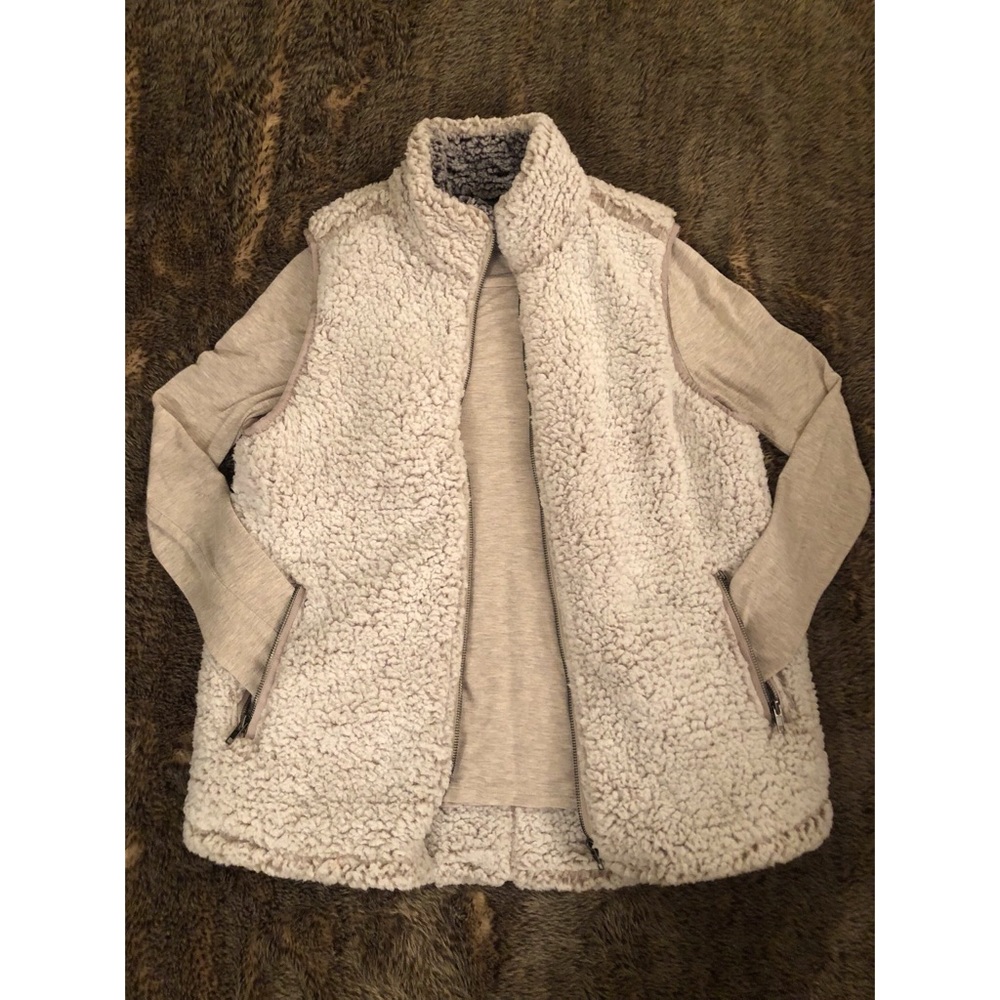 Sherpa vest